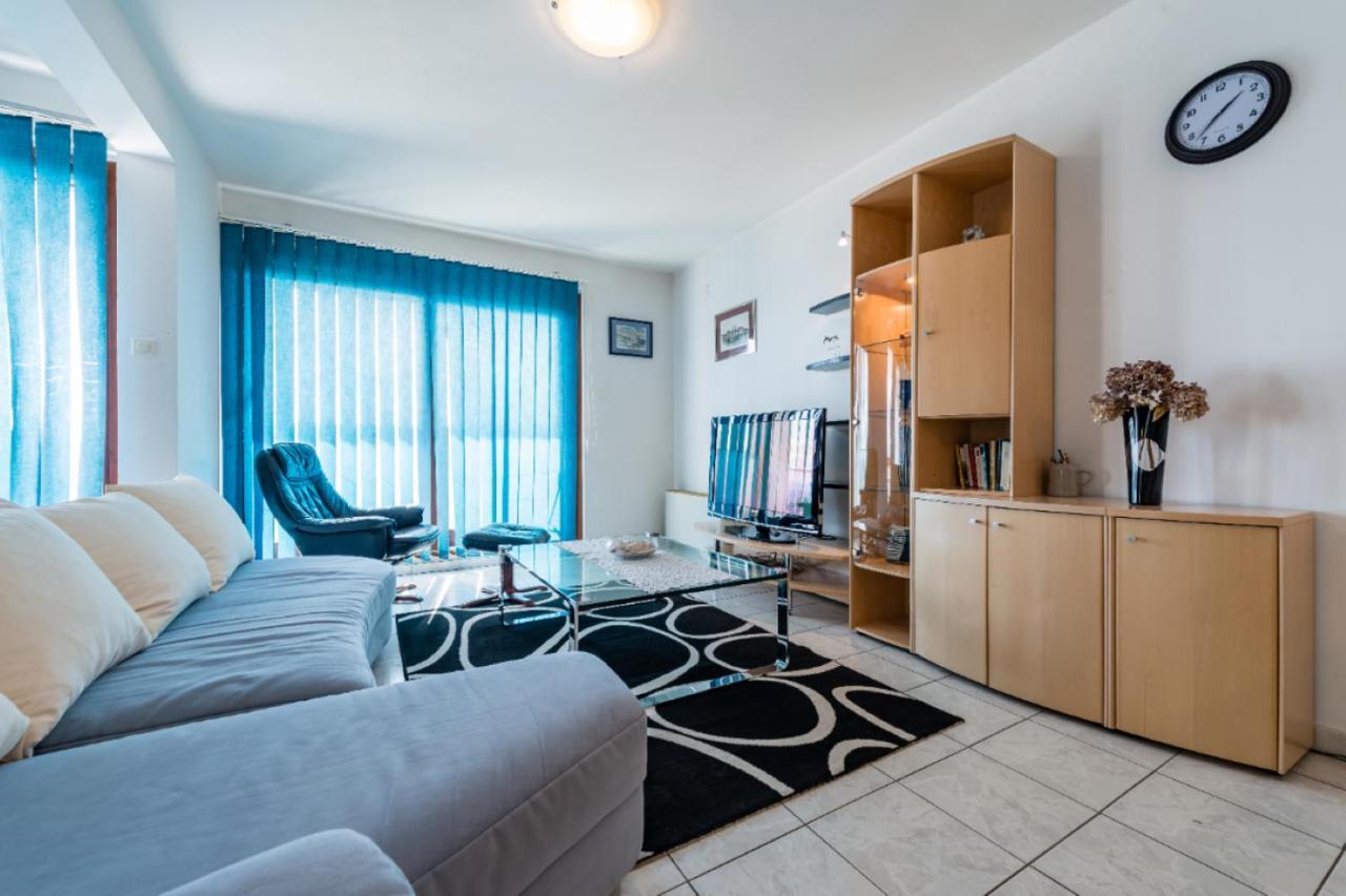 Sea View Apartment Reno W/Garage Split Luaran gambar